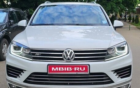 Volkswagen Touareg III, 2017 год, 3 220 000 рублей, 1 фотография