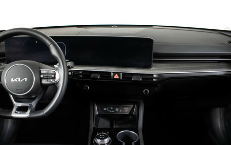 KIA K5, 2025 год, 4 600 000 рублей, 13 фотография
