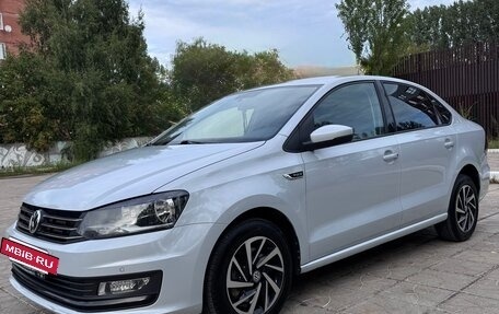 Volkswagen Polo VI (EU Market), 2018 год, 1 290 000 рублей, 2 фотография