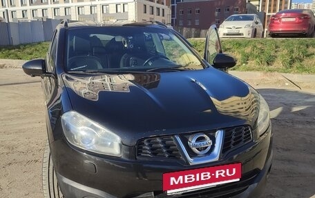 Nissan Qashqai, 2013 год, 900 000 рублей, 2 фотография