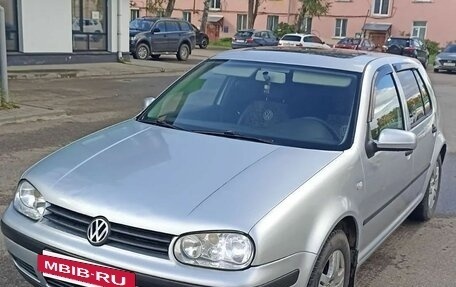 Volkswagen Golf IV, 2002 год, 310 000 рублей, 2 фотография
