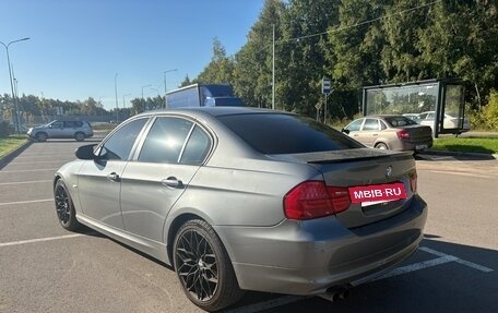 BMW 3 серия, 2011 год, 999 999 рублей, 3 фотография