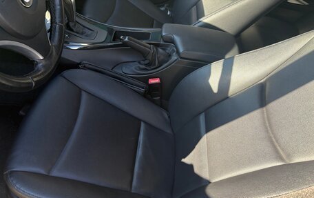 BMW 3 серия, 2011 год, 999 999 рублей, 9 фотография