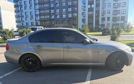 BMW 3 серия, 2011 год, 999 999 рублей, 17 фотография