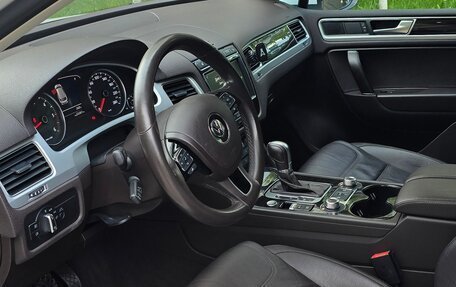 Volkswagen Touareg III, 2017 год, 3 220 000 рублей, 9 фотография