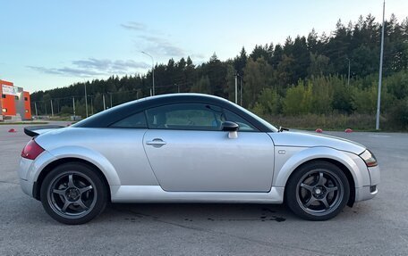 Audi TT, 2002 год, 700 000 рублей, 7 фотография