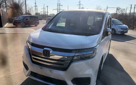 Honda Stepwgn IV, 2020 год, 2 400 000 рублей, 1 фотография