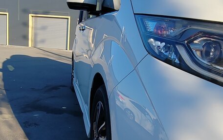 Honda Stepwgn IV, 2015 год, 2 300 000 рублей, 4 фотография