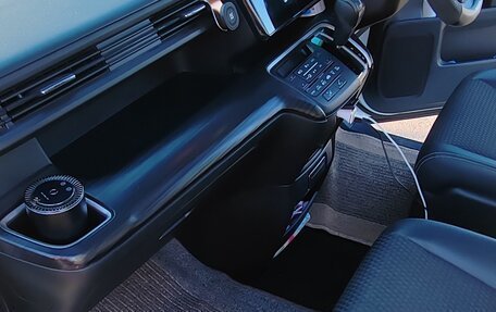 Honda Stepwgn IV, 2015 год, 2 300 000 рублей, 32 фотография