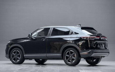 Honda Vezel, 2023 год, 1 380 000 рублей, 5 фотография