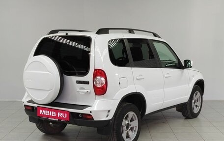 Chevrolet Niva I рестайлинг, 2019 год, 930 000 рублей, 5 фотография
