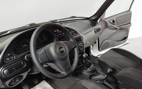Chevrolet Niva I рестайлинг, 2019 год, 930 000 рублей, 18 фотография