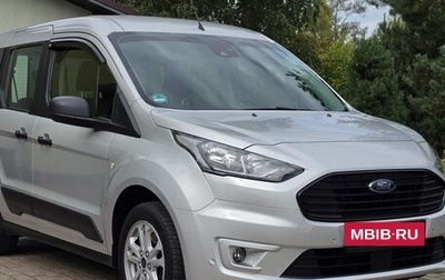 Ford Tourneo Connect II рестайлинг, 2022 год, 1 950 000 рублей, 1 фотография