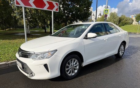 Toyota Camry, 2015 год, 1 650 000 рублей, 2 фотография
