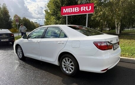 Toyota Camry, 2015 год, 1 650 000 рублей, 6 фотография