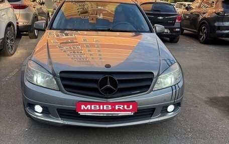 Mercedes-Benz C-Класс, 2009 год, 1 080 000 рублей, 2 фотография
