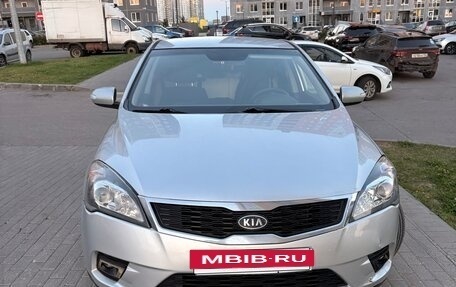 KIA cee'd I рестайлинг, 2010 год, 620 000 рублей, 2 фотография
