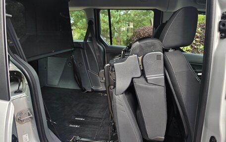 Ford Tourneo Connect II рестайлинг, 2022 год, 1 950 000 рублей, 20 фотография