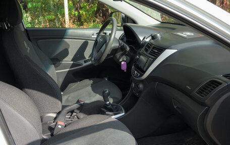 Hyundai Solaris II рестайлинг, 2014 год, 740 000 рублей, 13 фотография