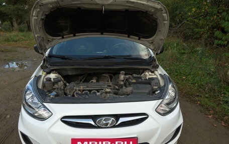 Hyundai Solaris II рестайлинг, 2014 год, 740 000 рублей, 17 фотография