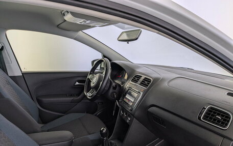 Volkswagen Polo VI (EU Market), 2019 год, 1 200 000 рублей, 11 фотография