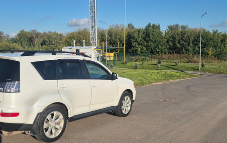 Mitsubishi Outlander III рестайлинг 3, 2011 год, 1 450 000 рублей, 7 фотография