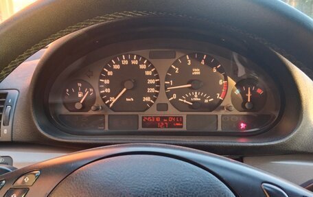 BMW 3 серия, 2000 год, 950 000 рублей, 9 фотография
