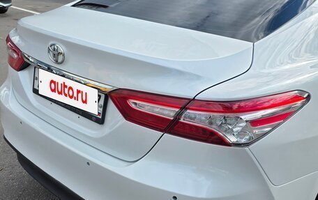 Toyota Camry, 2022 год, 2 800 000 рублей, 7 фотография