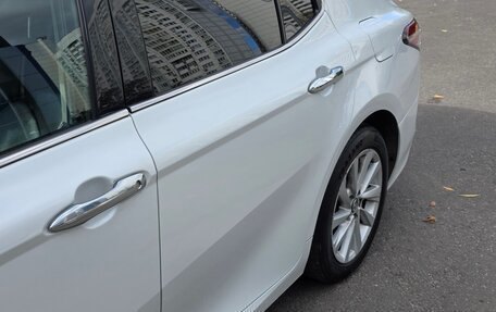 Toyota Camry, 2022 год, 2 800 000 рублей, 5 фотография