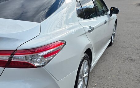Toyota Camry, 2022 год, 2 800 000 рублей, 8 фотография