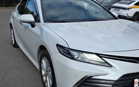 Toyota Camry, 2022 год, 2 800 000 рублей, 11 фотография