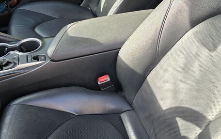 Toyota Camry, 2022 год, 2 800 000 рублей, 19 фотография