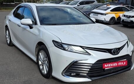 Toyota Camry, 2022 год, 2 800 000 рублей, 12 фотография