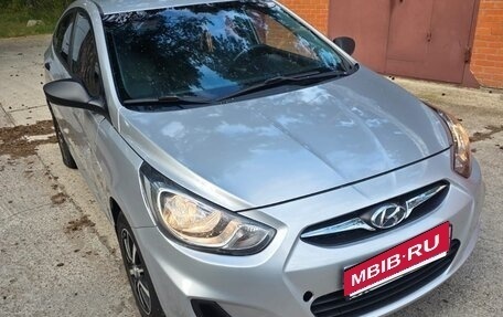 Hyundai Solaris II рестайлинг, 2012 год, 699 000 рублей, 2 фотография