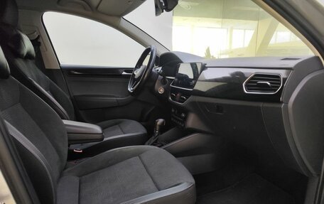 Volkswagen Polo VI (EU Market), 2021 год, 1 800 000 рублей, 13 фотография