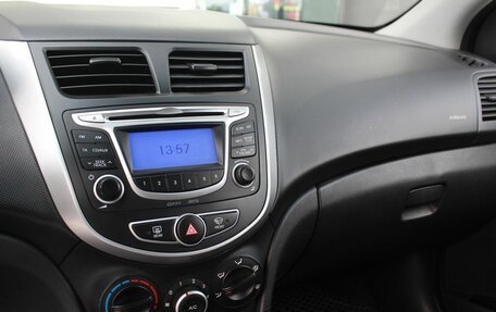 Hyundai Solaris II рестайлинг, 2013 год, 752 000 рублей, 14 фотография