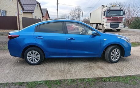 KIA Rio IV, 2018 год, 1 500 000 рублей, 5 фотография