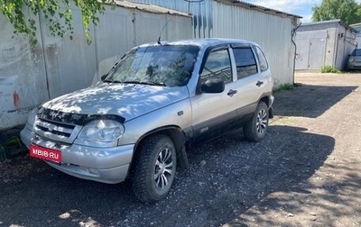 Chevrolet Niva I рестайлинг, 2003 год, 205 000 рублей, 1 фотография