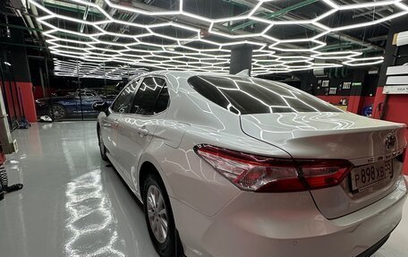 Toyota Camry, 2020 год, 3 190 000 рублей, 7 фотография