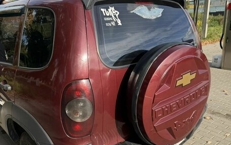 Chevrolet Niva I рестайлинг, 2005 год, 400 000 рублей, 3 фотография