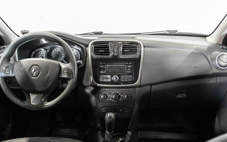 Renault Logan II, 2015 год, 660 000 рублей, 6 фотография