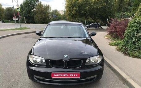 BMW 1 серия, 2011 год, 850 000 рублей, 1 фотография
