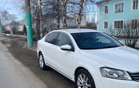 Volkswagen Passat B7, 2012 год, 1 050 000 рублей, 4 фотография