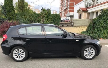 BMW 1 серия, 2011 год, 850 000 рублей, 6 фотография