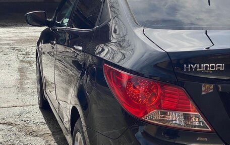Hyundai Solaris II рестайлинг, 2012 год, 910 000 рублей, 11 фотография