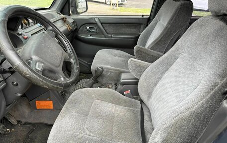 Mitsubishi Pajero III рестайлинг, 1994 год, 300 000 рублей, 6 фотография
