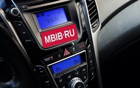 Hyundai i30 II рестайлинг, 2013 год, 920 000 рублей, 3 фотография