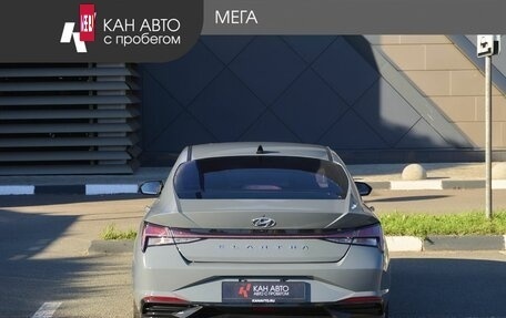 Hyundai Elantra, 2022 год, 2 200 000 рублей, 4 фотография