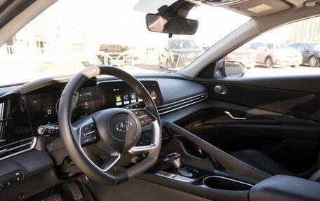 Hyundai Elantra, 2022 год, 2 200 000 рублей, 5 фотография