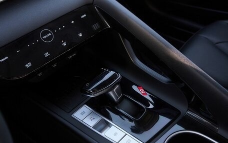 Hyundai Elantra, 2022 год, 2 200 000 рублей, 11 фотография
